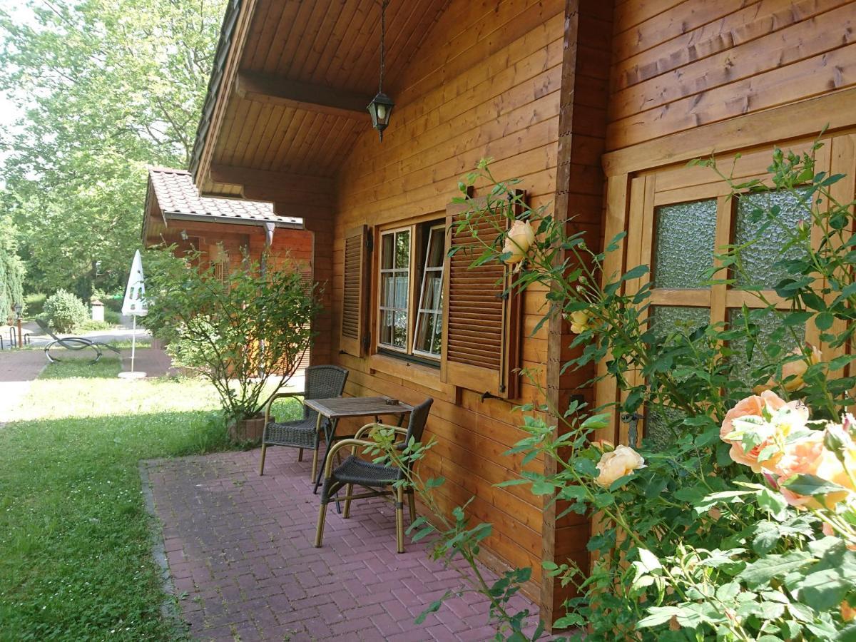 Landgasthof Gaensberg Wiesloch Bagian luar foto