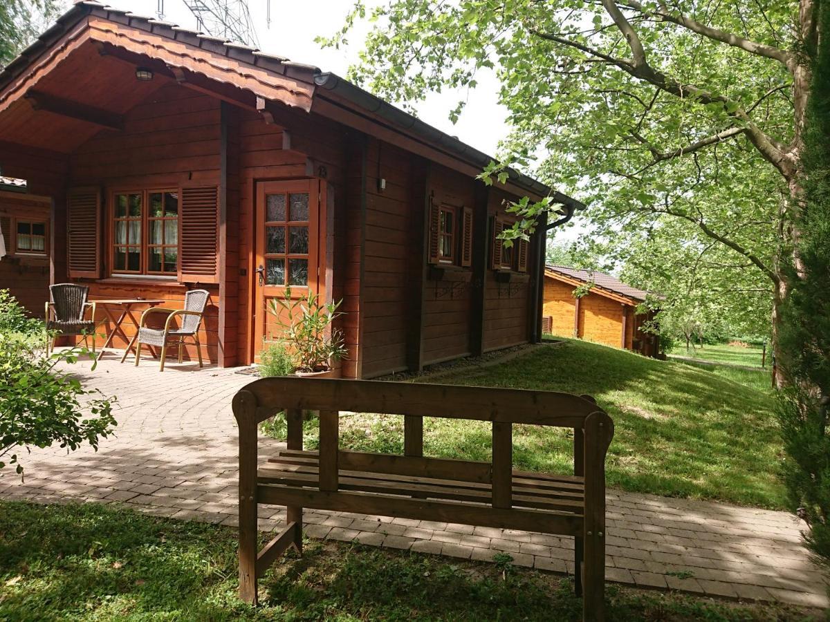 Landgasthof Gaensberg Wiesloch Bagian luar foto